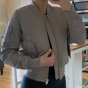 Aritzia Jackets & Coats - Aritzia bomber jacket Aritzia Jackets & Coats - Aritzia bomber jacket